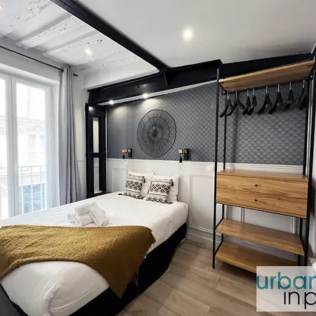 44 - Pretty 2 Bdr Flat In * Париж